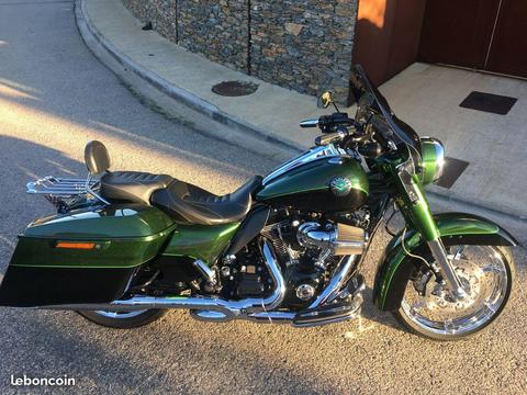 Harley Davidson Road King CVO 2014