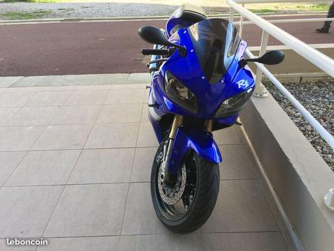 Yamaha r1 yzf
