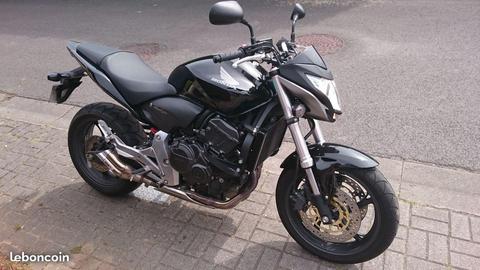 Honda 600 hornet 2012 3500KMS comme neuve