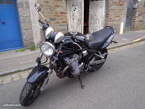 Suzuki Bandit 600 noir