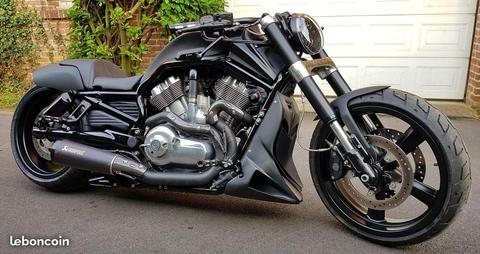 Show Bike Harley Vrod Muscle pneu 280 jante 9,5