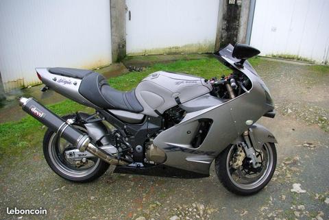 Kawasaki zx12r