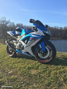 suzuki gsxr 750