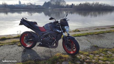 Suzuki GSR 600