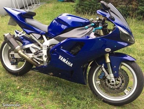 Yamaha r1