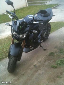 Kawasaki z 750 black r