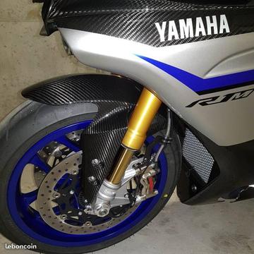 Yamaha r1 m full options neuve (1000kms)