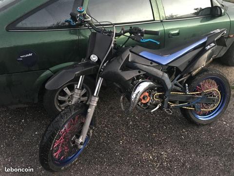 Derbi drd racing