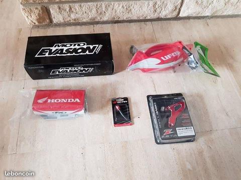 pièce cr et crf et yz et un casque