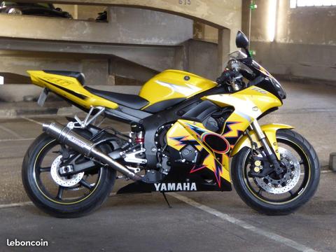 R6 Rossi 2007 + accessoires