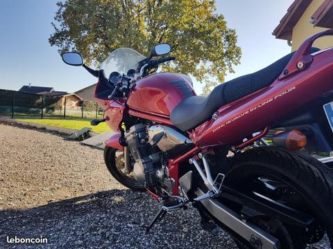 Suzuki bandit S 600 cm3 rouge métallisé - état OK