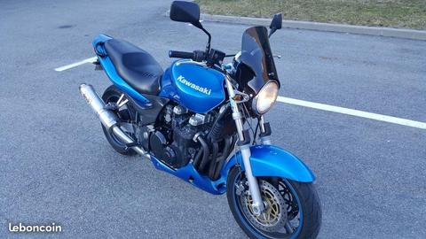 KAWASAKI zr7