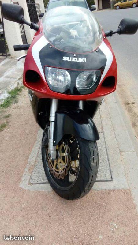 GSXR 750 injection