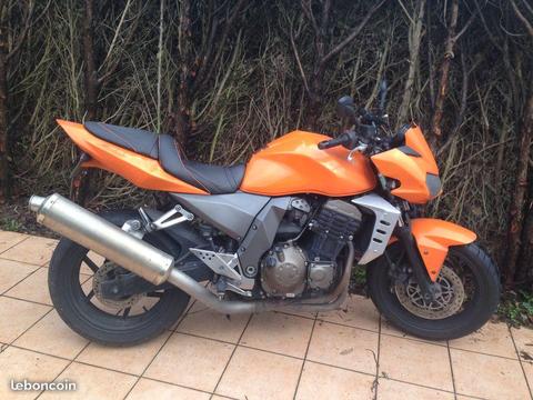 Moto Kawasaki Z750 Orange