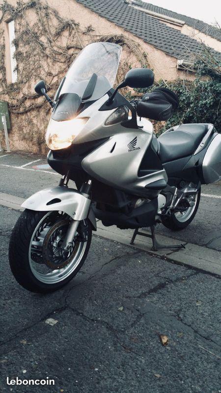 Honda 700 Deauville ABS