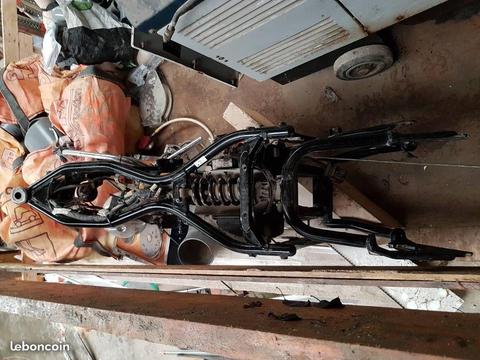 cadre moto dragstar 650 yamaha