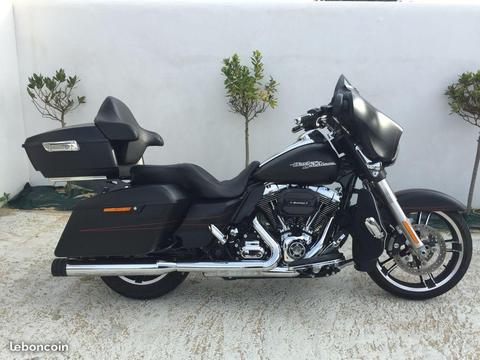 Harley Davidson FLHXS STREET GLIDE Modèle 2015