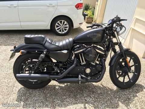 Harley Davidson 883 Iron 2016 noire mat
