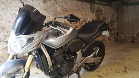 Honda hornet