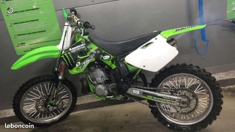 250 kawasaki 2T ligne Pro circuit