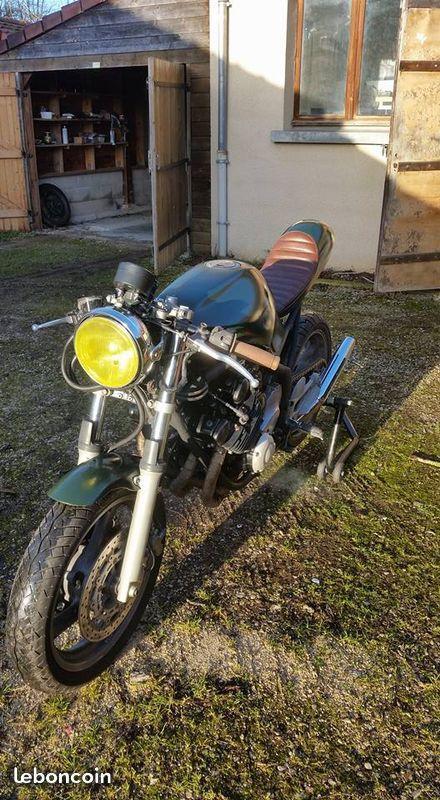 Yamaha XJ 600 Diversion cafe racer