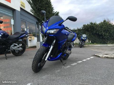 Yamaha fazer 600 ideal permis a2