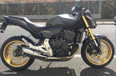 Honda 600 Hornet ABS de déc. 2013 avec 21684kms