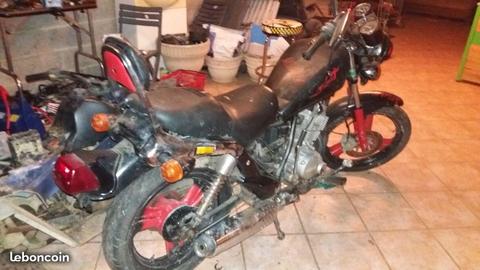 Moto daelim 125