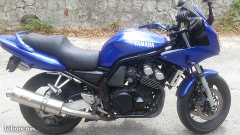 Yamaha Fazer FZS 600 Bon Etat Roadster moto