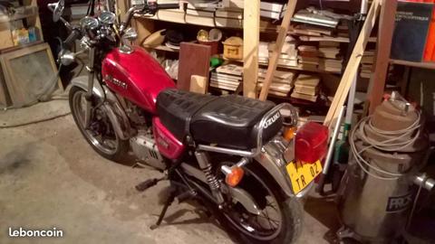 Suzuki 125 GN