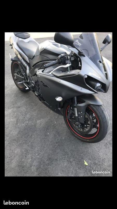 Yamaha R1