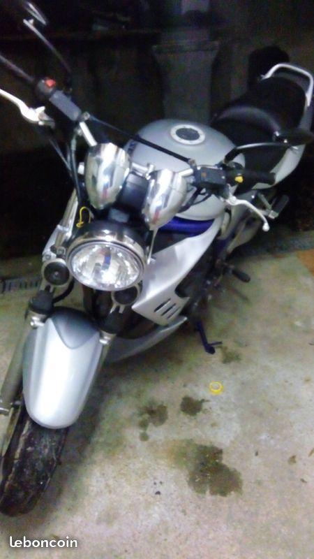 Bandit 1200 de 2001