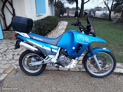 Suzuki DR 800