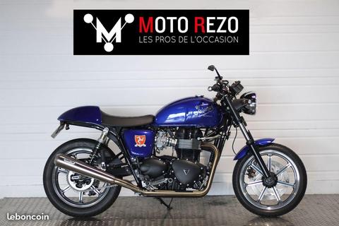 Triumph bonneville ( très faible km )
