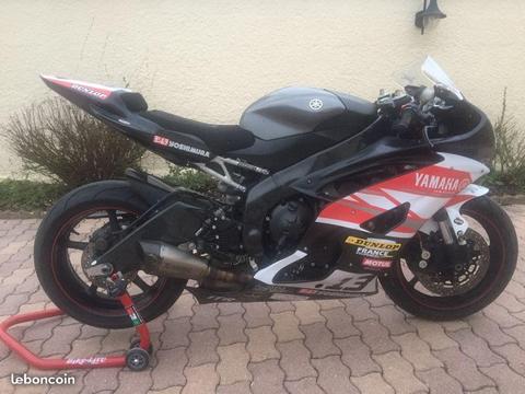 Yamaha r6 2012 piste avec CG
