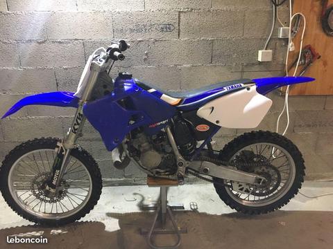 125 YZ 2000