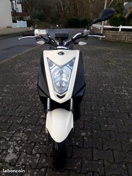SCOOTER KYMCO 50 CC 2 temps RS Naked