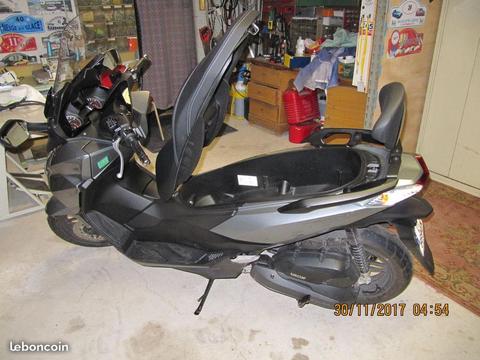 Scooter honda forza 1820 kms