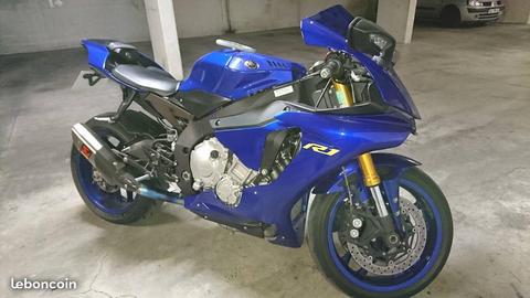 yamaha yzf R1