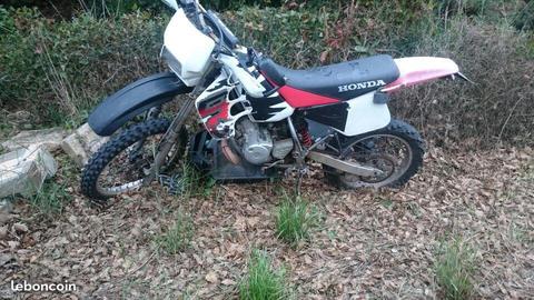 Moto. 125. crm