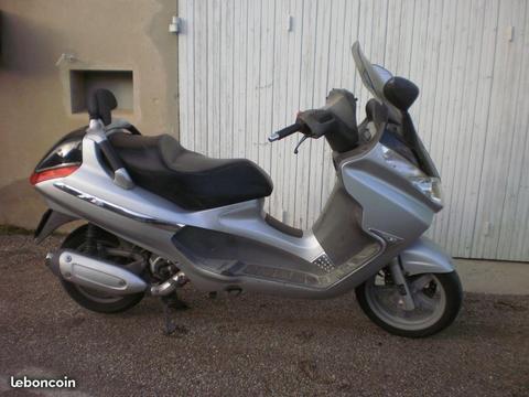 Scooter piaggio x8 125 cc