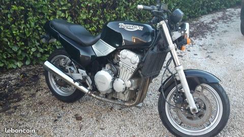 Triumph Trident 750
