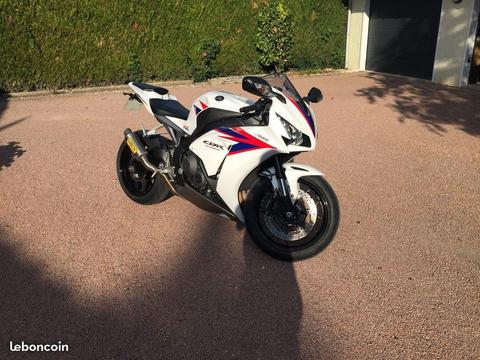Cbr 1000 rr hrc 11500km