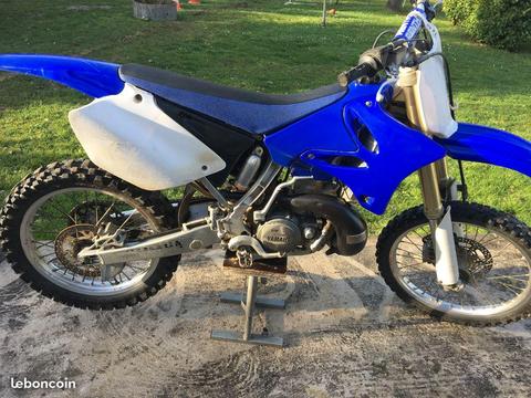 Moto Yamaha 250 yz