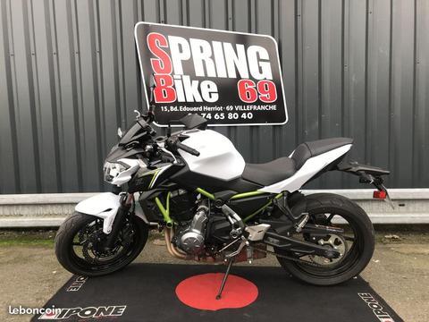 Kawasaki z 650 35 kw a2 2017 blanche 2 200 kms