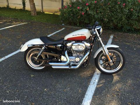 Moto Harley Davidson Sportster 883