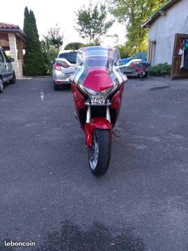 Vfr 1200 DCT 2015 4500 kms