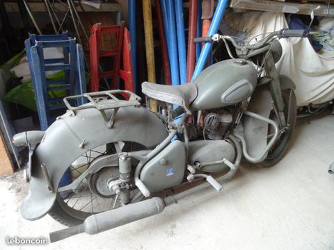 Moto militaire PEUGEOT 175 cm3 de 1952 3800km