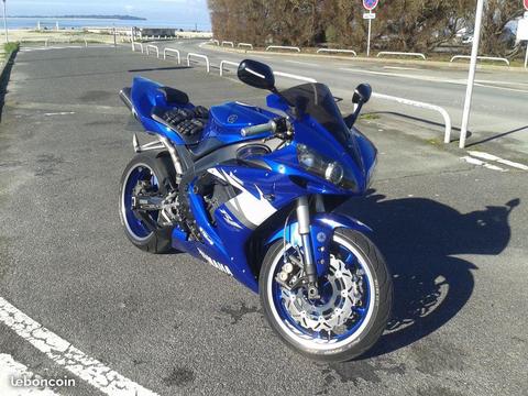 Yamaha yzf r1
