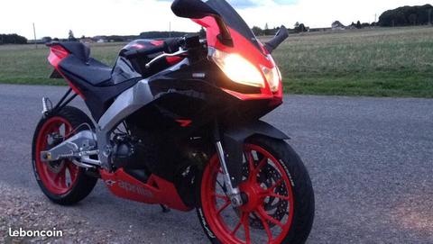 Aprilia rs4 125
